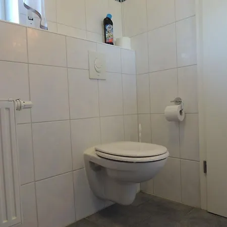 Casa de Férias Haus-suedblick-wohnung-3 Werdum